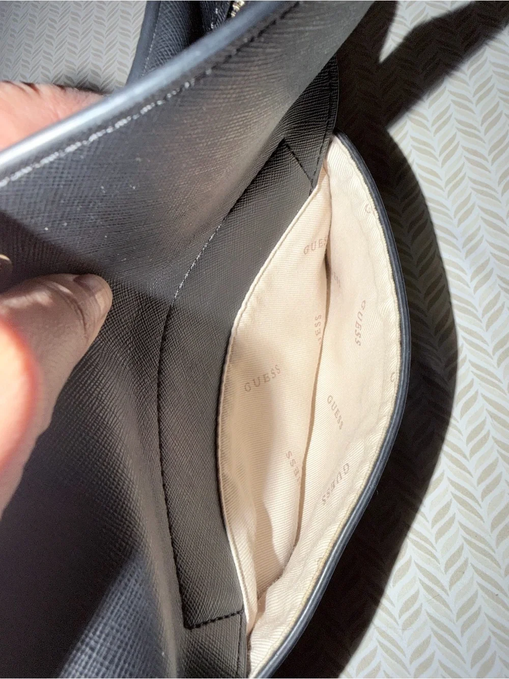 GUESS Los Angeles Black Crossbody Bag